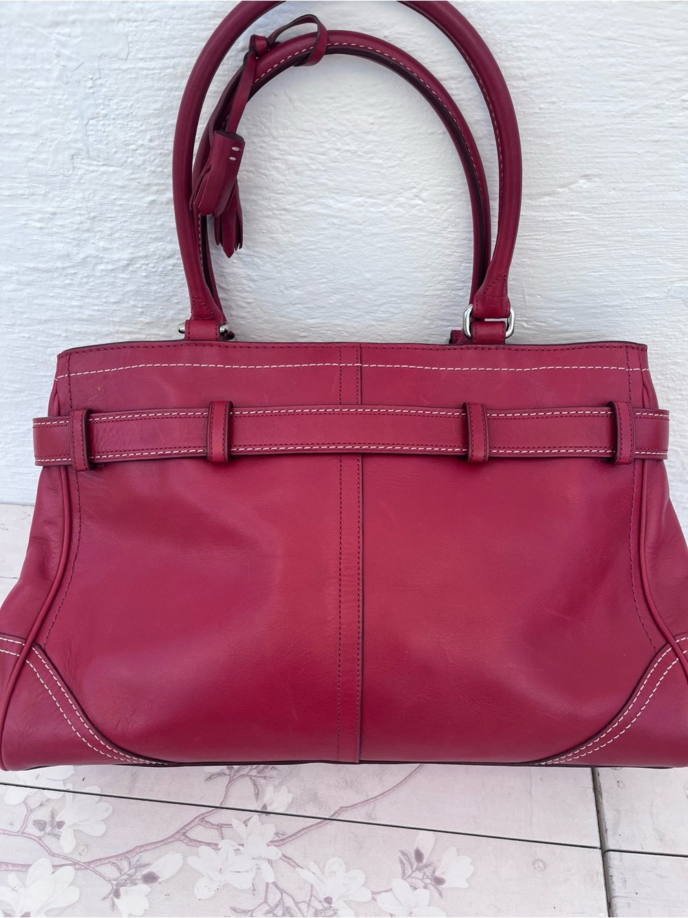 Coach Red Leather Shoulder Bag with Silver Hardware - Picture 3 of 11